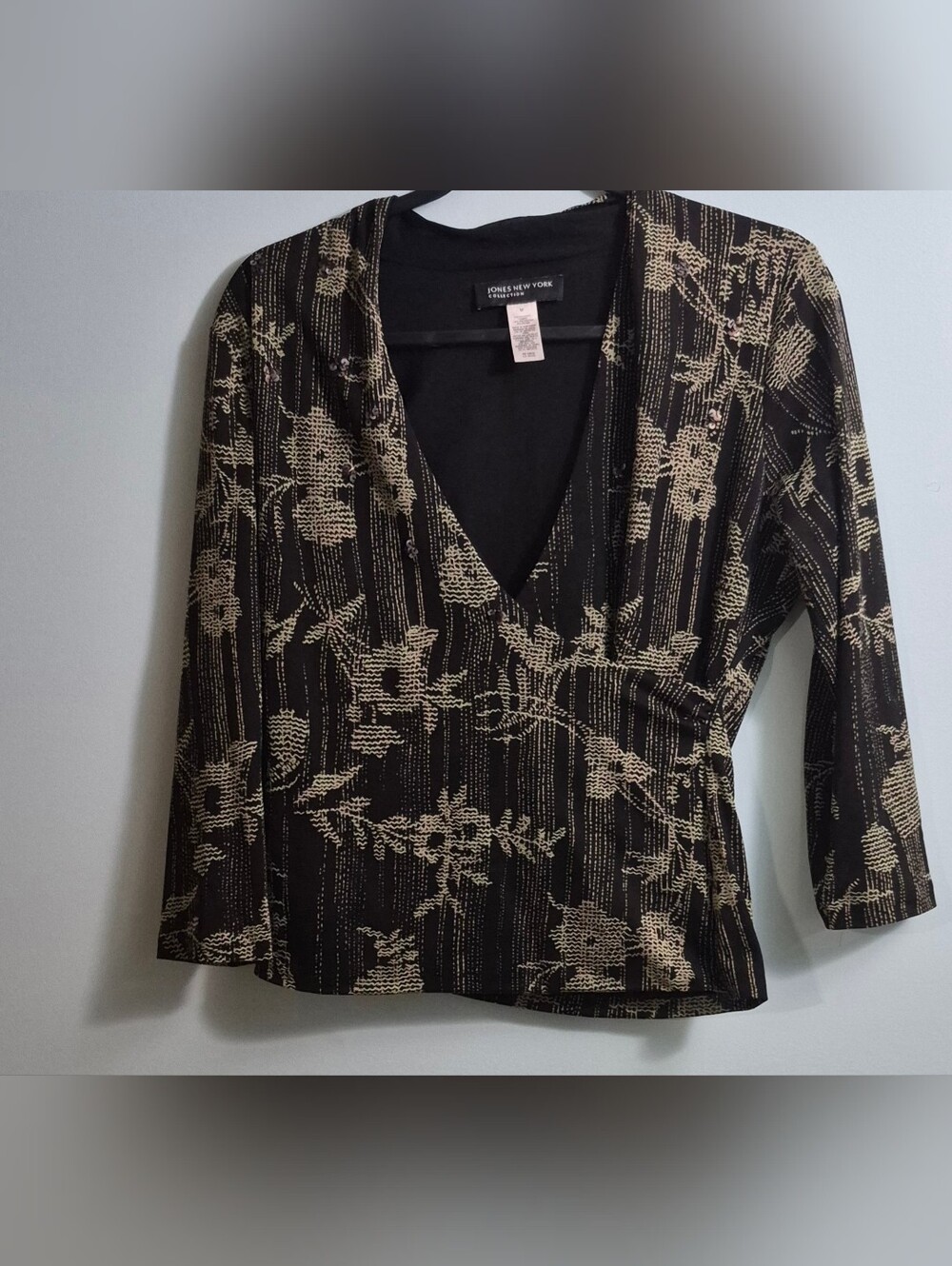 Jones New York Black Floral V-Neck Wrap-Style Top